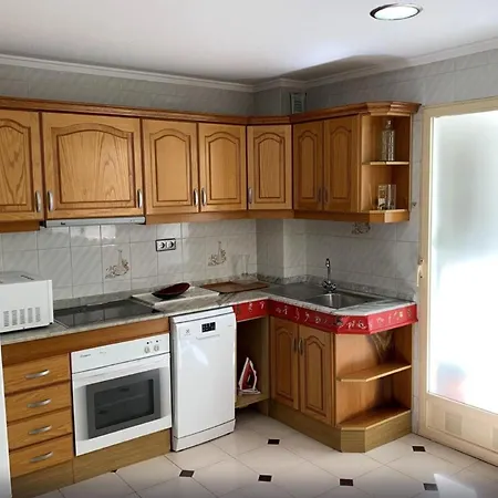 A 50 M De La Playa Espacioso Apartamento En