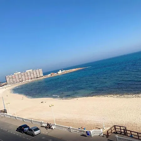 A 50 M De La Playa Espacioso Apartamento En *